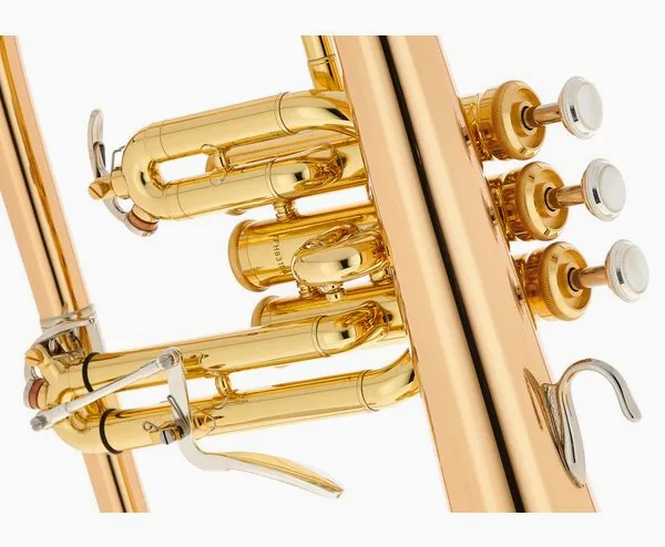 Yamaha YFH-8315 G 02 Flugelhorn detail 5