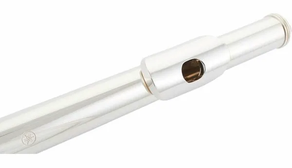 Yamaha YFL-617 Flute detail 4