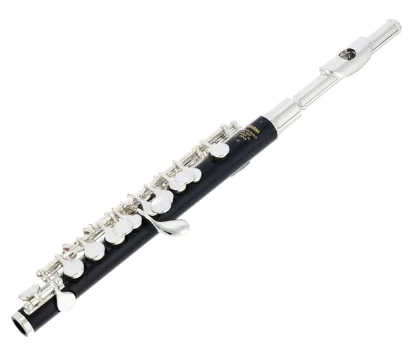 Yamaha YPC-62 M Piccolo vooraanzicht