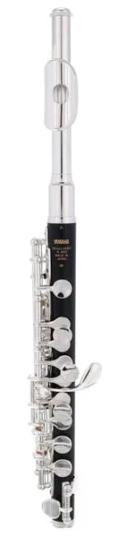 Yamaha YPC-82 Piccolo vooraanzicht