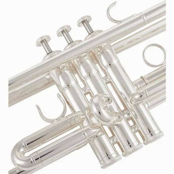 Yamaha YTR-2330S Trumpet detail 4