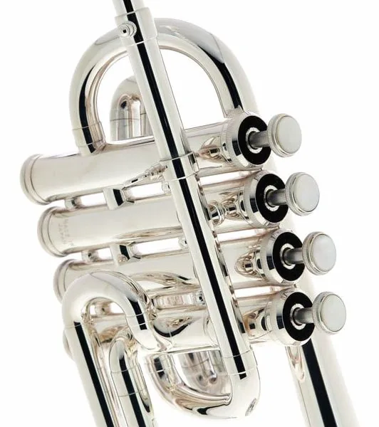 Yamaha YTR-6810 S Trumpet detail 5